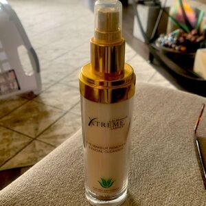 Jo Mousselli Lash cleaner/Facial Cleaner